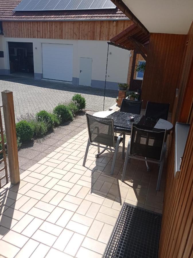 Schoene Helle Ferienwohnung In Waldnaehe Berching Zewnętrze zdjęcie